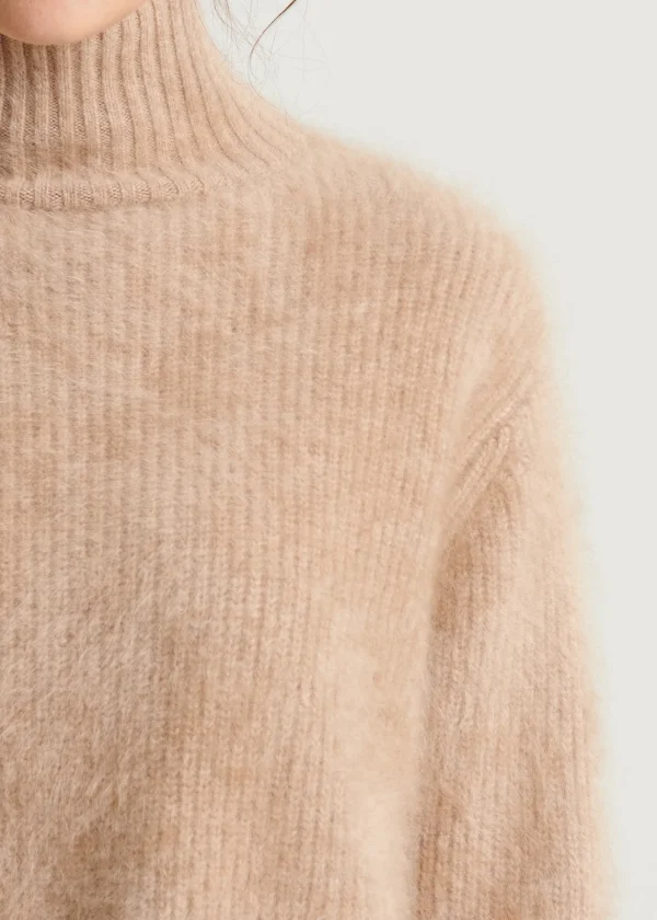 Brushed Cashmere Ribbed Turtleneck