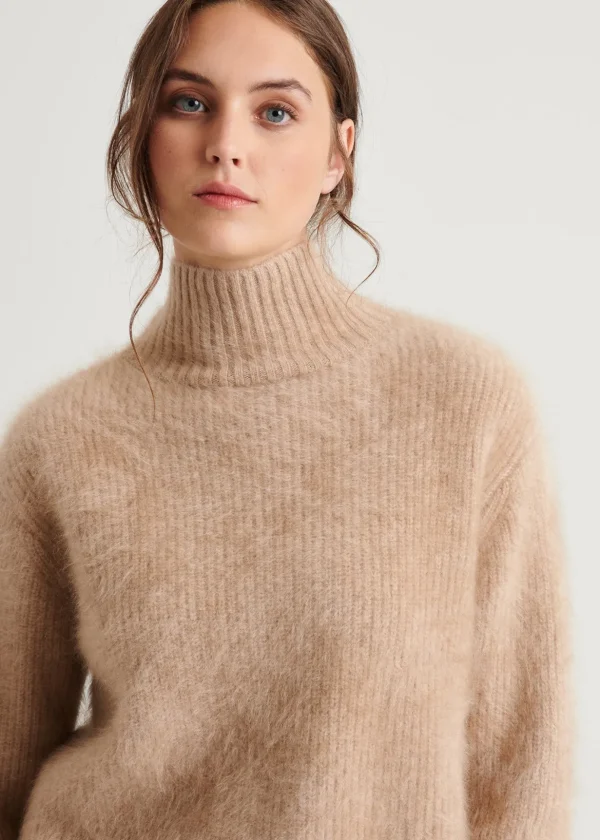 Brushed Cashmere Ribbed Turtleneck