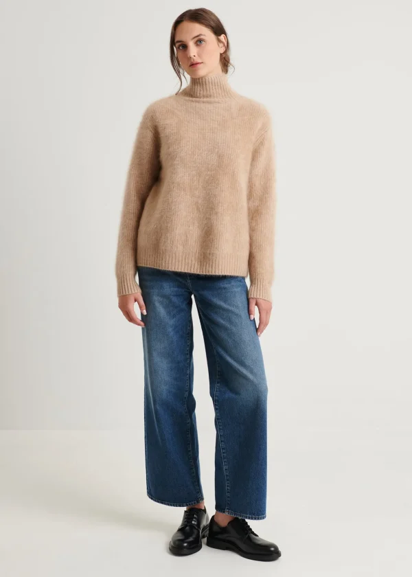 Brushed Cashmere Ribbed Turtleneck