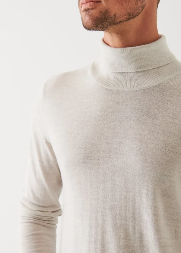 Extra-Fine Merino Turtleneck