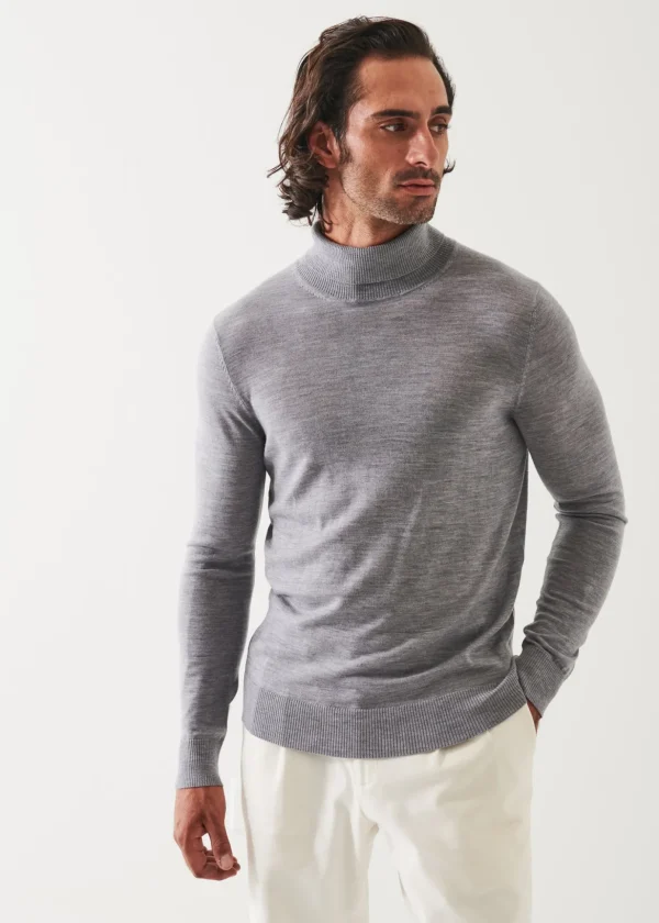 Fine Gauge Merino Wool Turtleneck