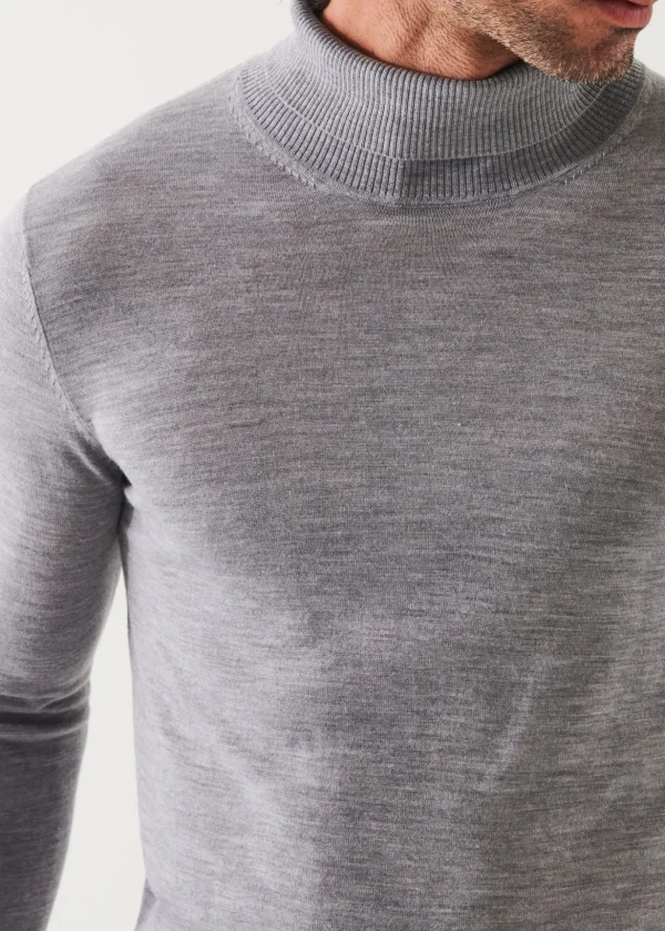 Fine Gauge Merino Wool Turtleneck