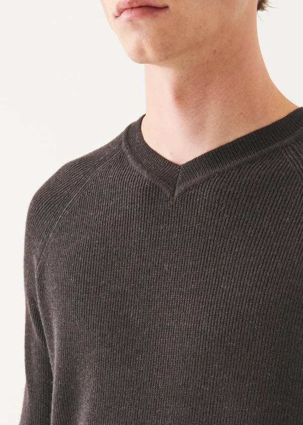 Merino Ribbed V-Neck