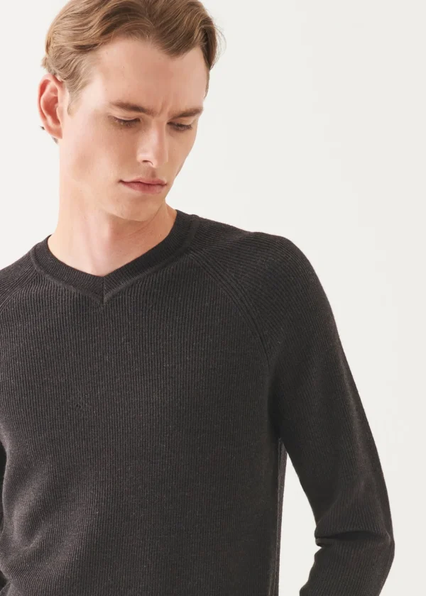 Merino Ribbed V-Neck