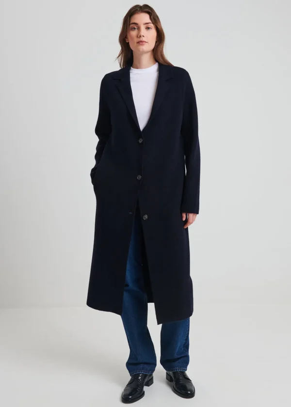 Merino Wool Single Breasted Coat