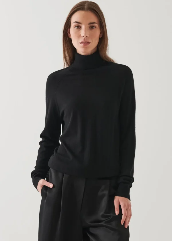 Superfine Merino Boyfriend Turtleneck