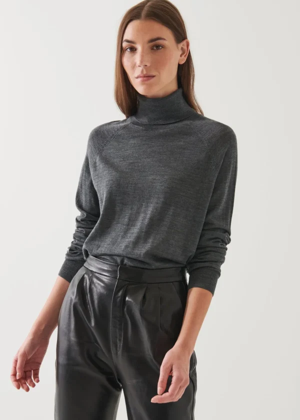 Superfine Merino Boyfriend Turtleneck