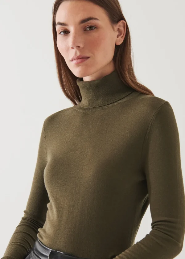 Superfine Merino Turtleneck