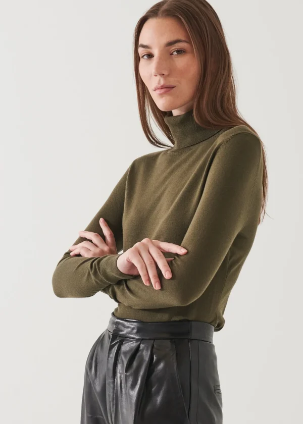 Superfine Merino Turtleneck